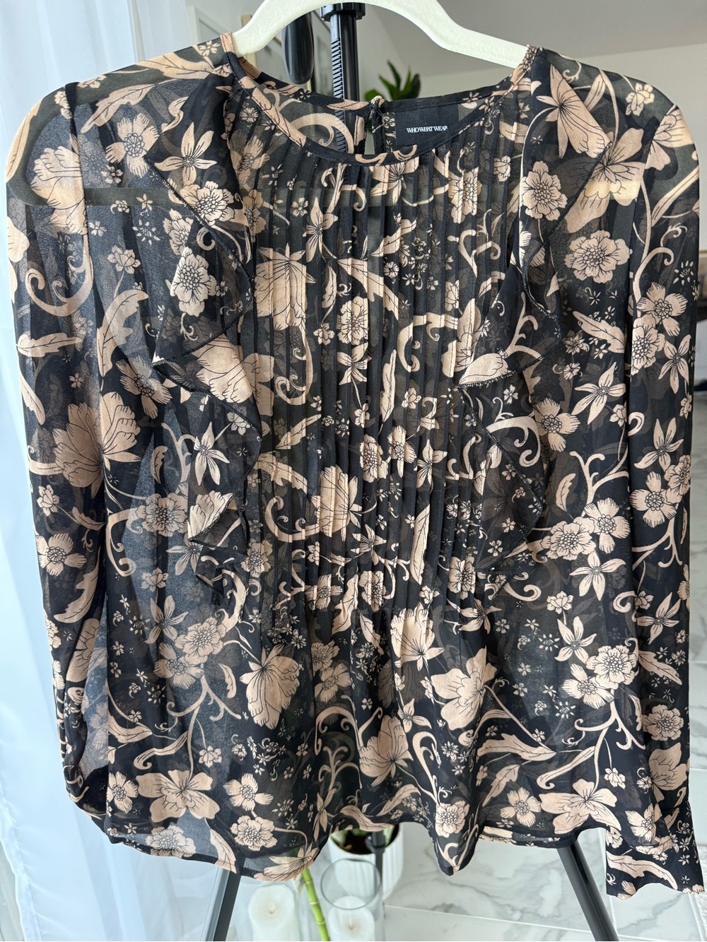 Who What Wear Black Tan Floral Sheer Pleated Ruffle Blouse XS